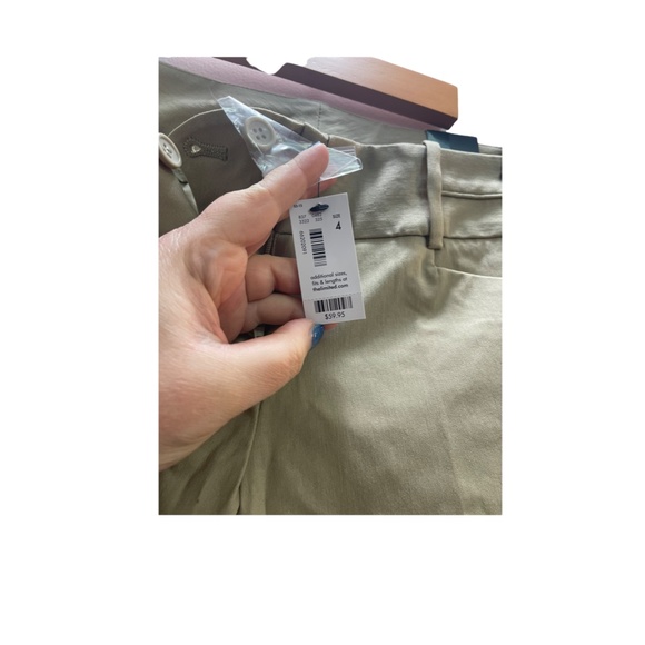 The limited Capri/Cropped women's pants NWT - Picture 4 of 4